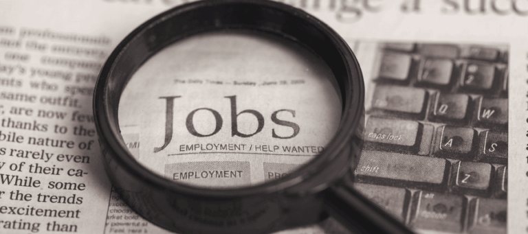 Job Market Stumbles as Gold Nears $3,600