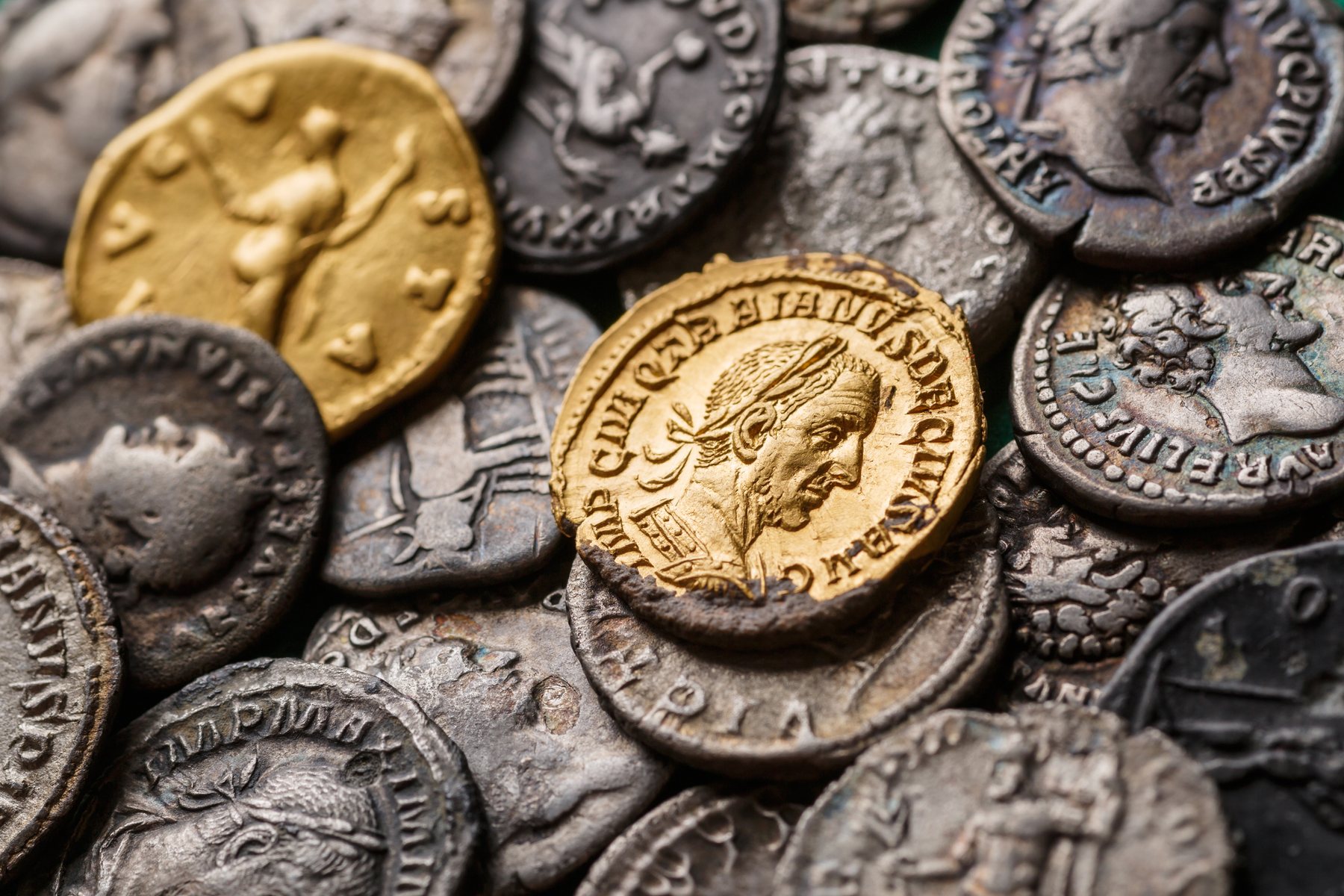 Dovish Fed Hopes Drive Gold to Highest Level Since December
