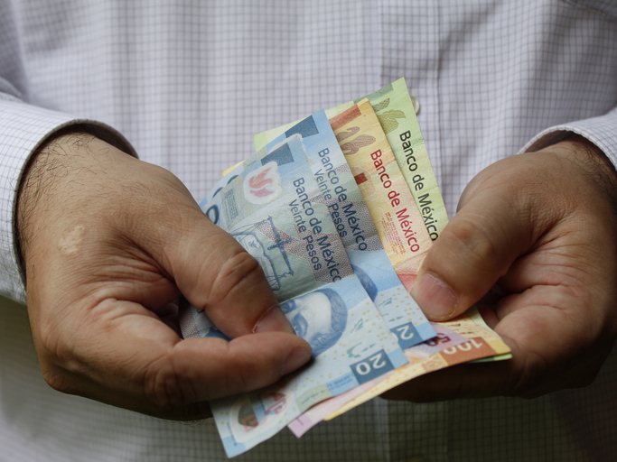 Mexican Inflation Drop Tests Banxico’s Rate Cut Strategy