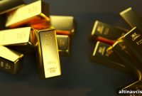 Gold Slides After Rate-Cut Hopes Fade: What Investors Should Know