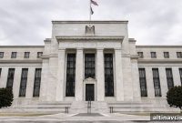 April Jobs Surprise: Why Gold Stayed Firm While the Dollar Fell