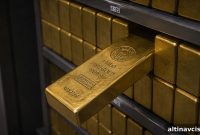 Why Gold Is So Expensive: 5 Factors Driving Its Price