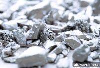 Gold Climbs on Fed Uncertainty as Palladium and Platinum Hit Multi-Year Highs