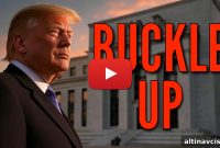 Trump Considers Fed Shakeup: Hassett and Bessent Top Contenders