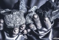 Silver Jumps to $39 as Dollar Weakness Fuels Rally