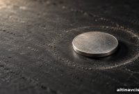 Silver Drops 6.8% in Nine Days: Real Yields, Not Inflation
